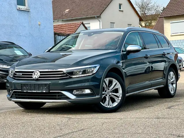 Volkswagen Passat Alltrack Passat 2.0 TDI BiTurbo DSG 4Mo. Variant Alltrack
