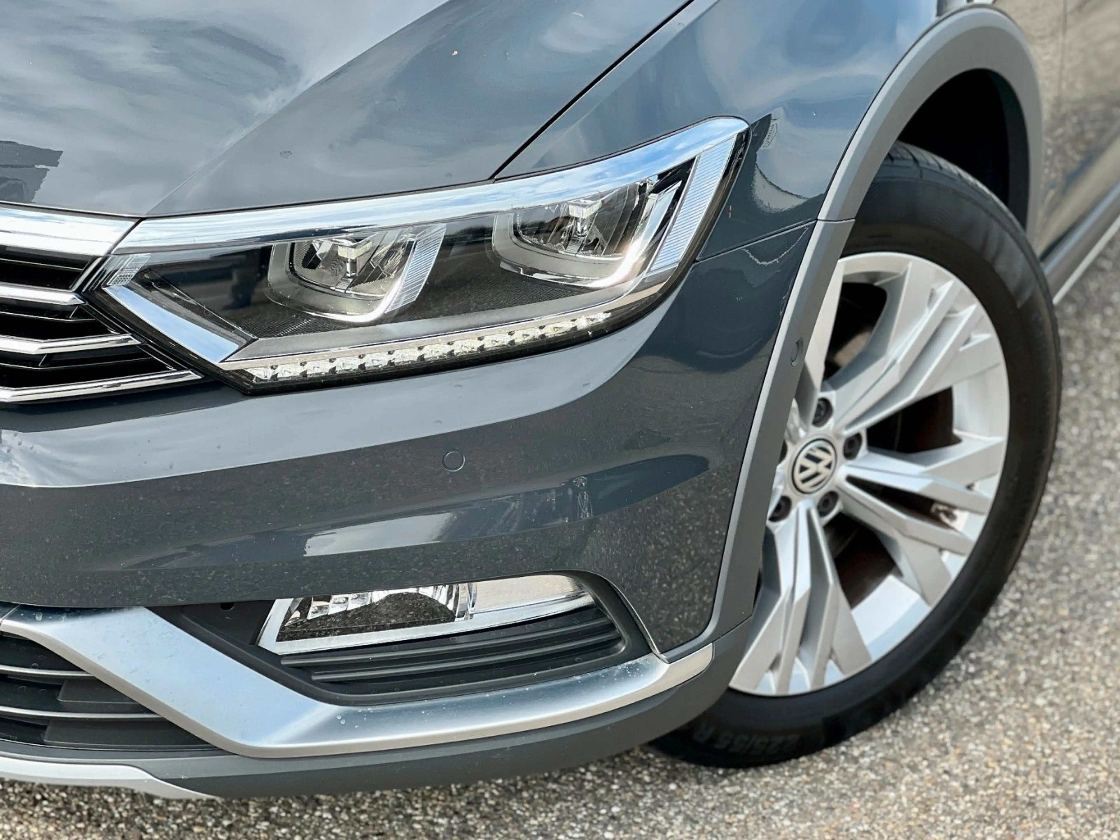 Volkswagen Passat Alltrack Passat 2.0 TDI BiTurbo DSG 4Mo. Variant Alltrack — photo 2