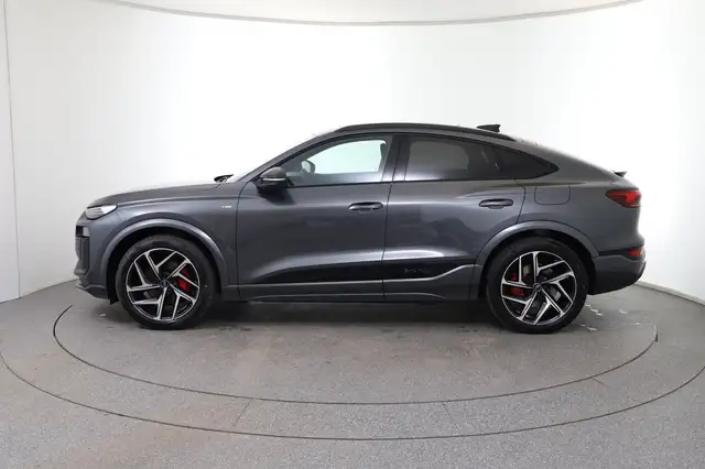Audi Q6 e-tron e-tron quattro Ansicht 2