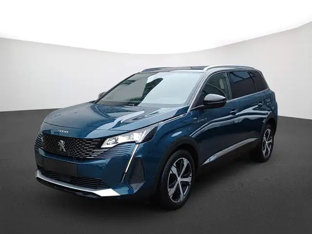 Peugeot 5008 view 2