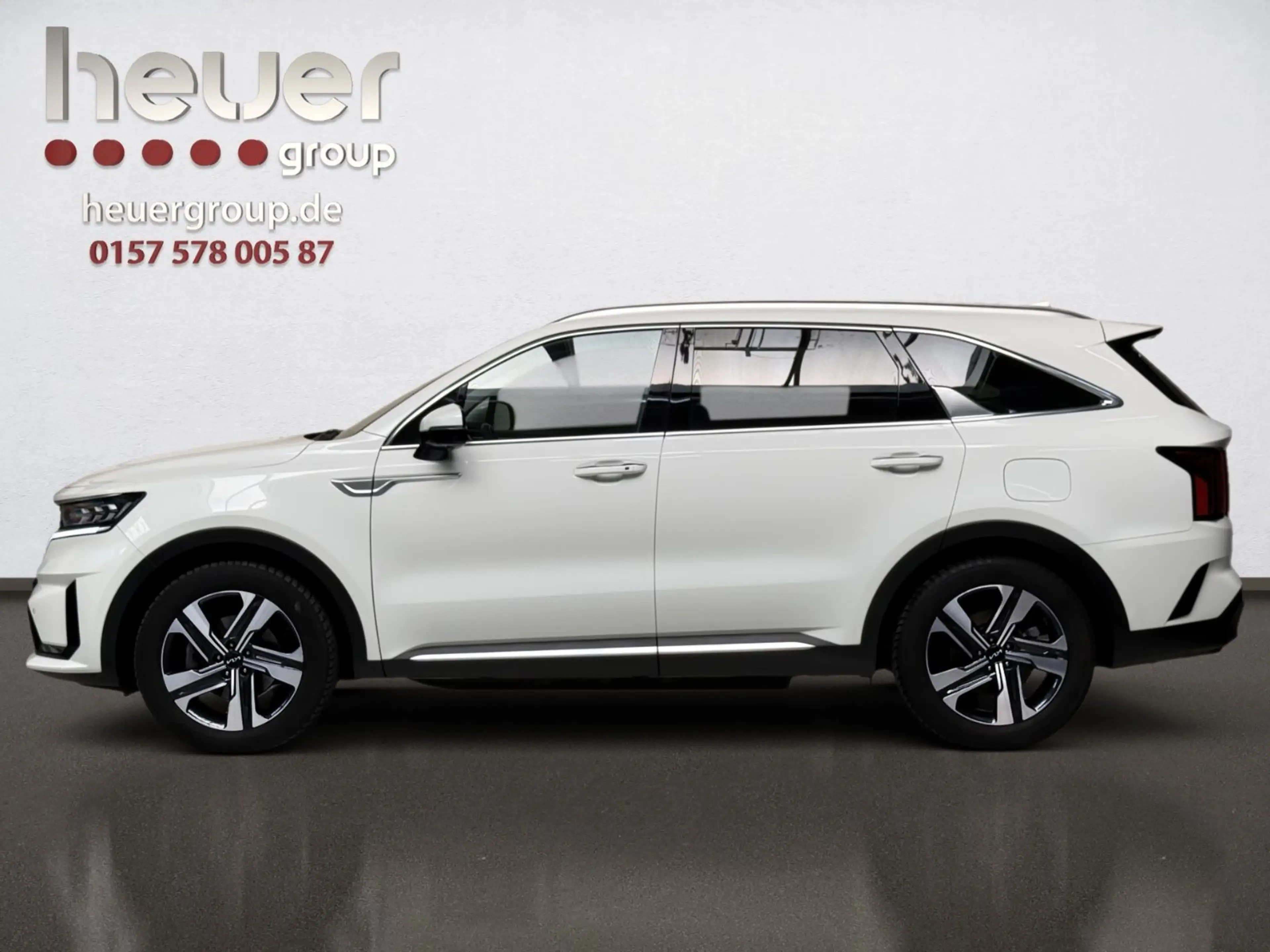 Kia Sorento Spirit 4WD Plug-In Hybrid/PANO/360°/ACC — photo 3