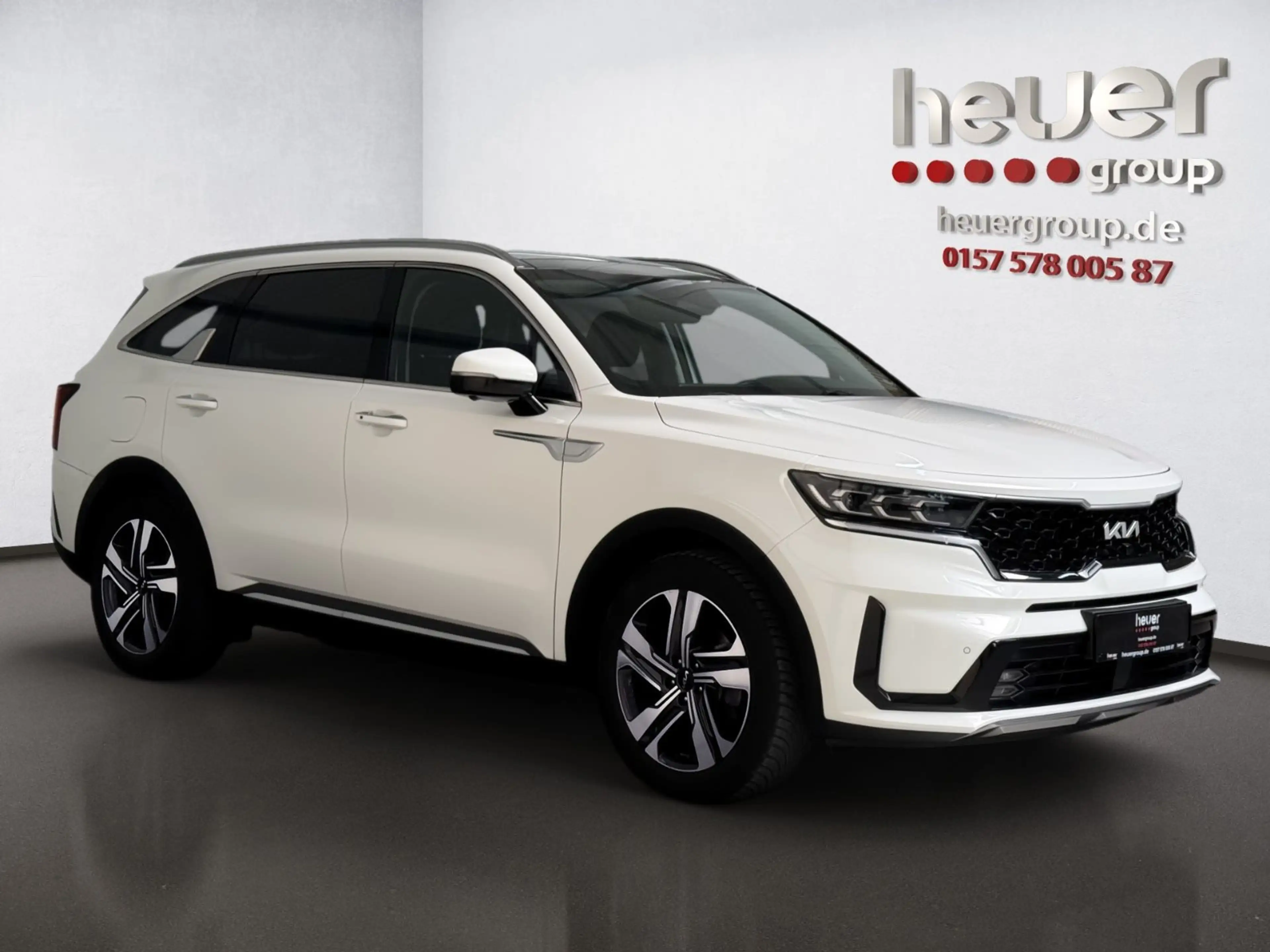 Kia Sorento Spirit 4WD Plug-In Hybrid/PANO/360°/ACC — photo 7