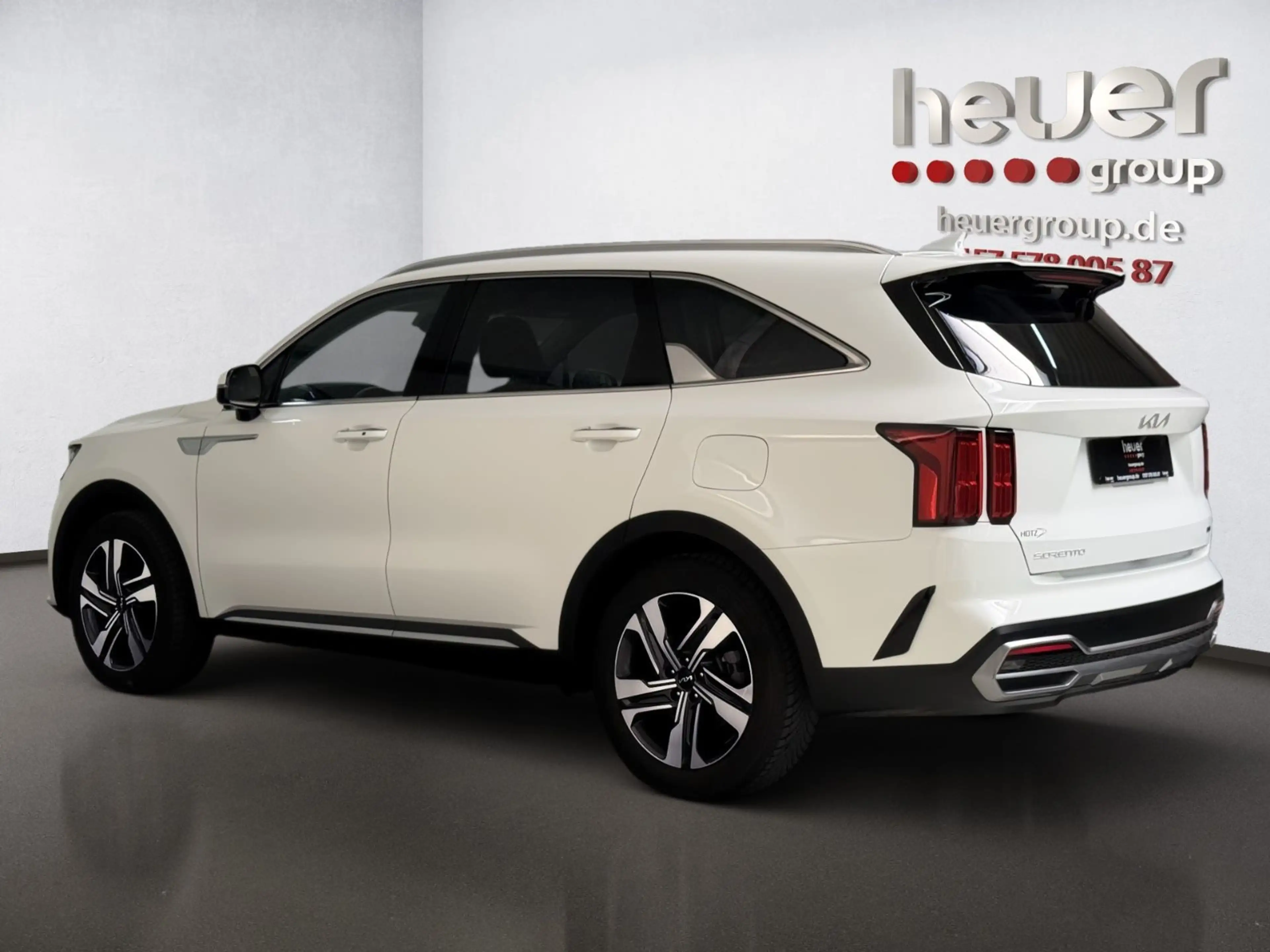 Kia Sorento Spirit 4WD Plug-In Hybrid/PANO/360°/ACC — photo 5