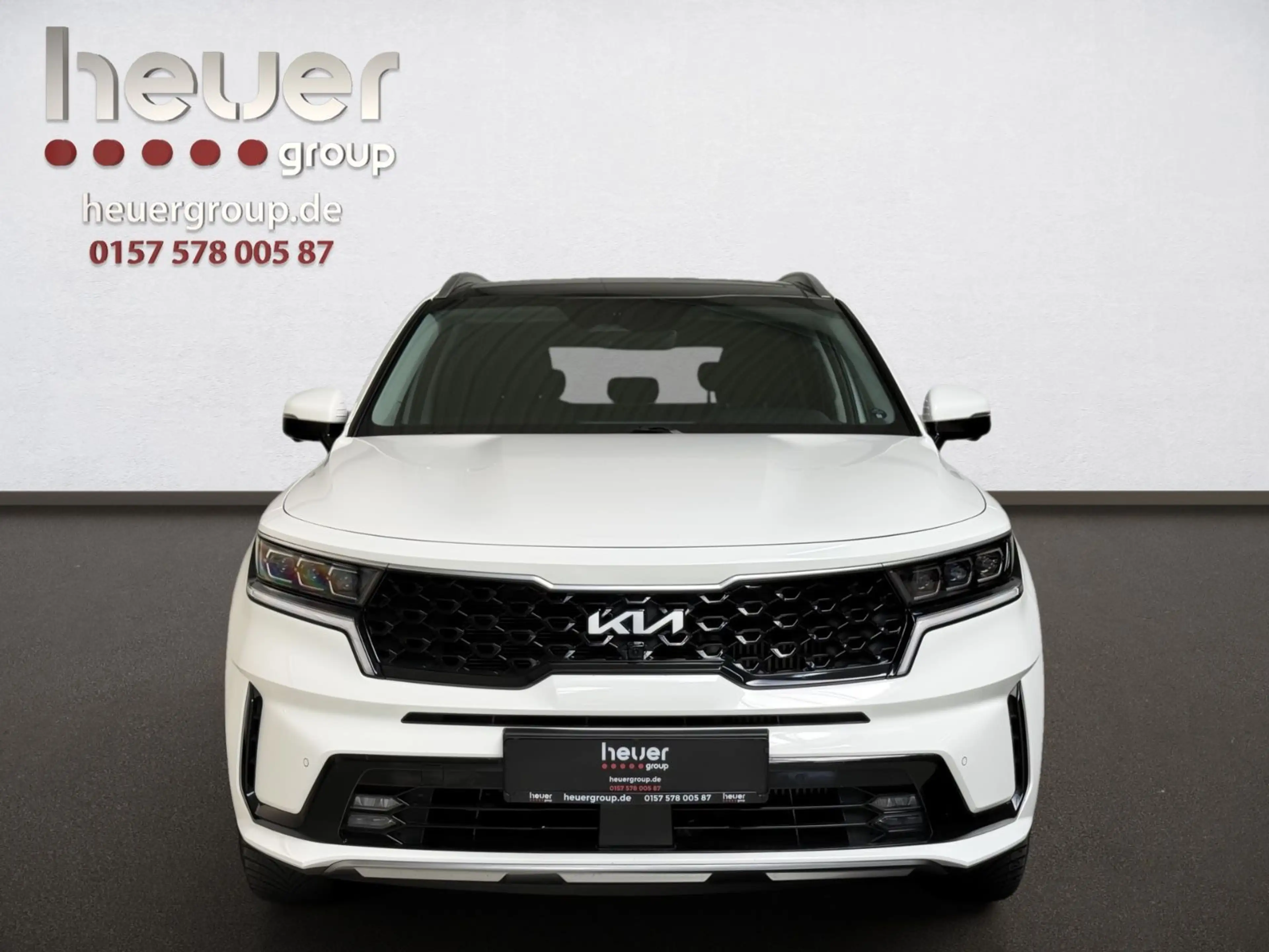 Kia Sorento Spirit 4WD Plug-In Hybrid/PANO/360°/ACC — photo 6