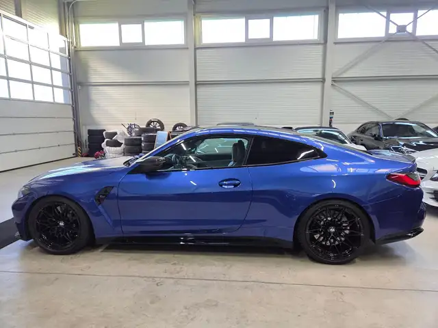BMW M4 view 15