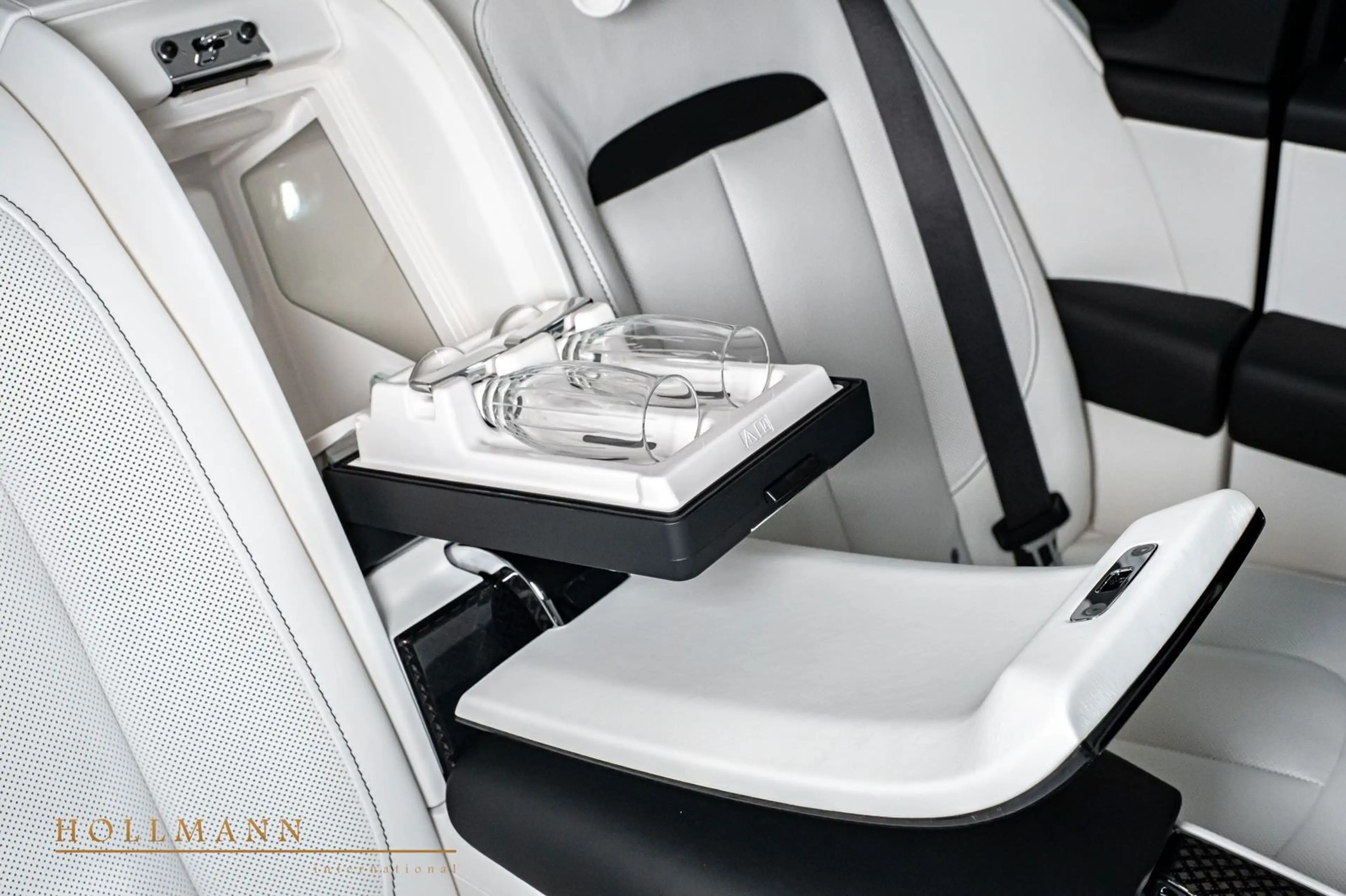 Rolls-Royce Cullinan SERIES II STRECHED +350MM A — photo 10