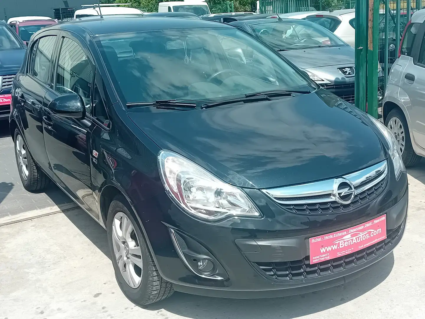 Opel Corsa 1.3 CDTi Essentia DPF Noir - 1