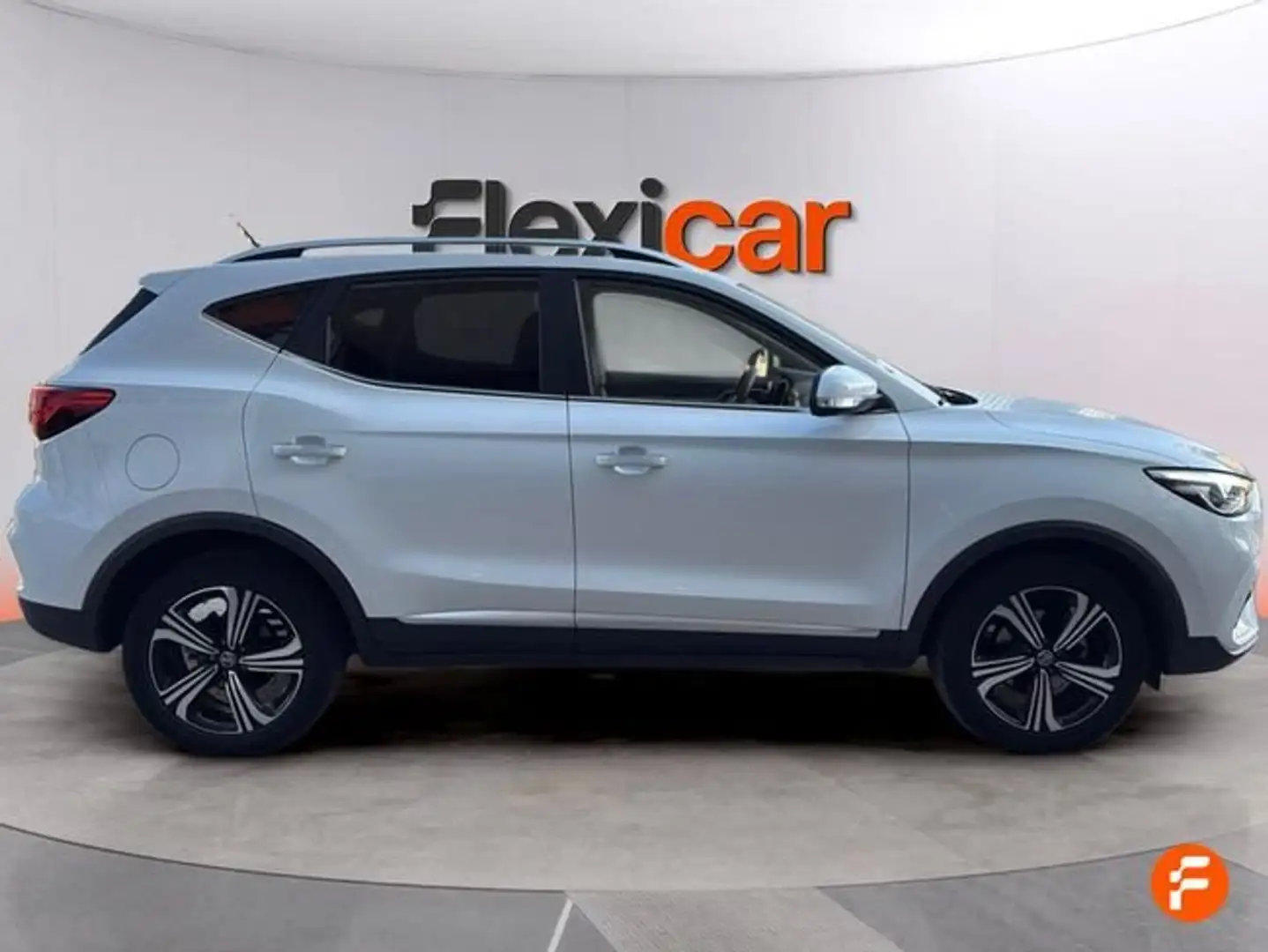 MG ZS 1.5 Comfort Blanco - 2