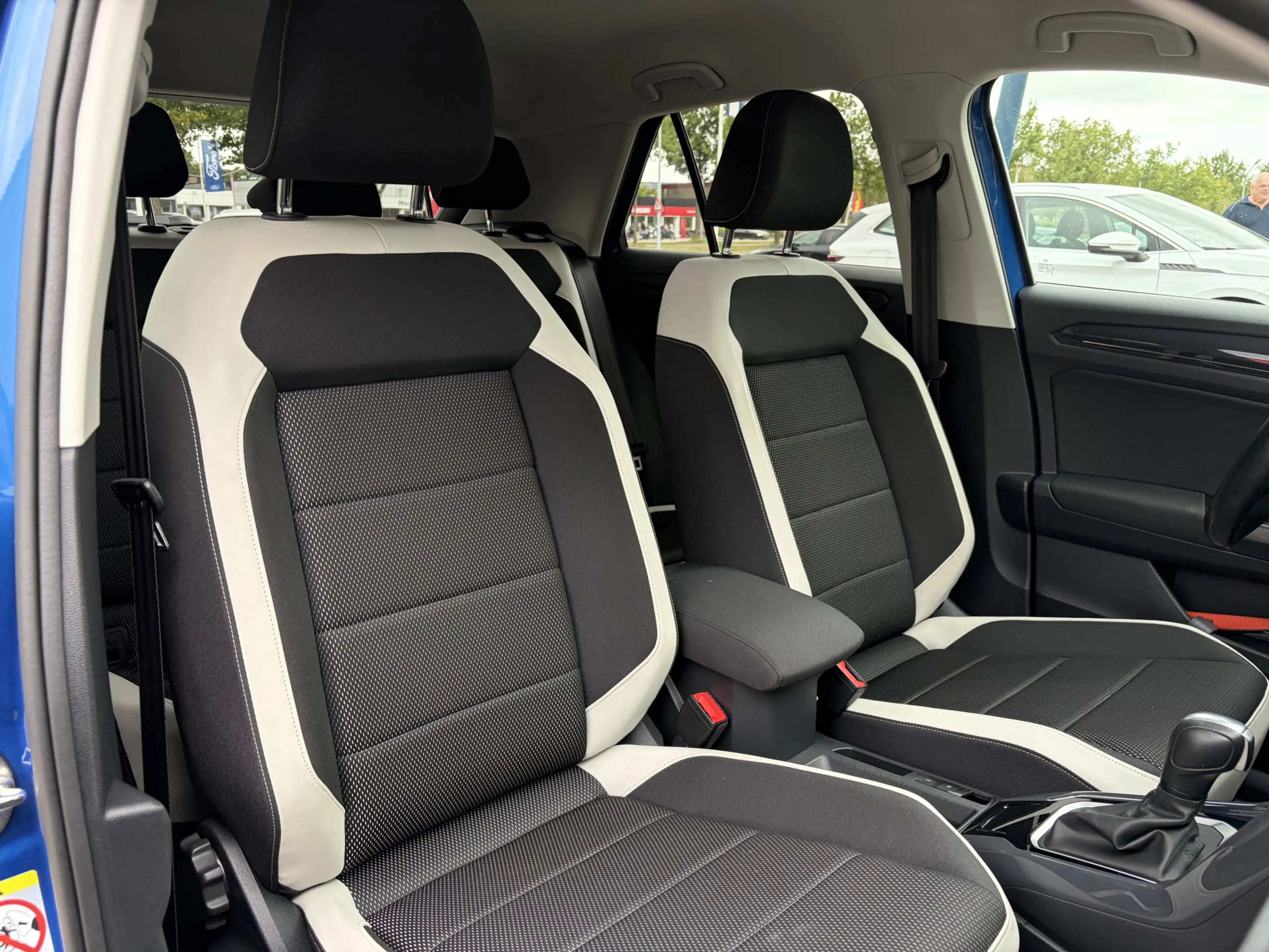 Volkswagen T-Roc 1.5 TSI Sport | AUTOMAAT | Camera | Virtual | Rijk — photo 6