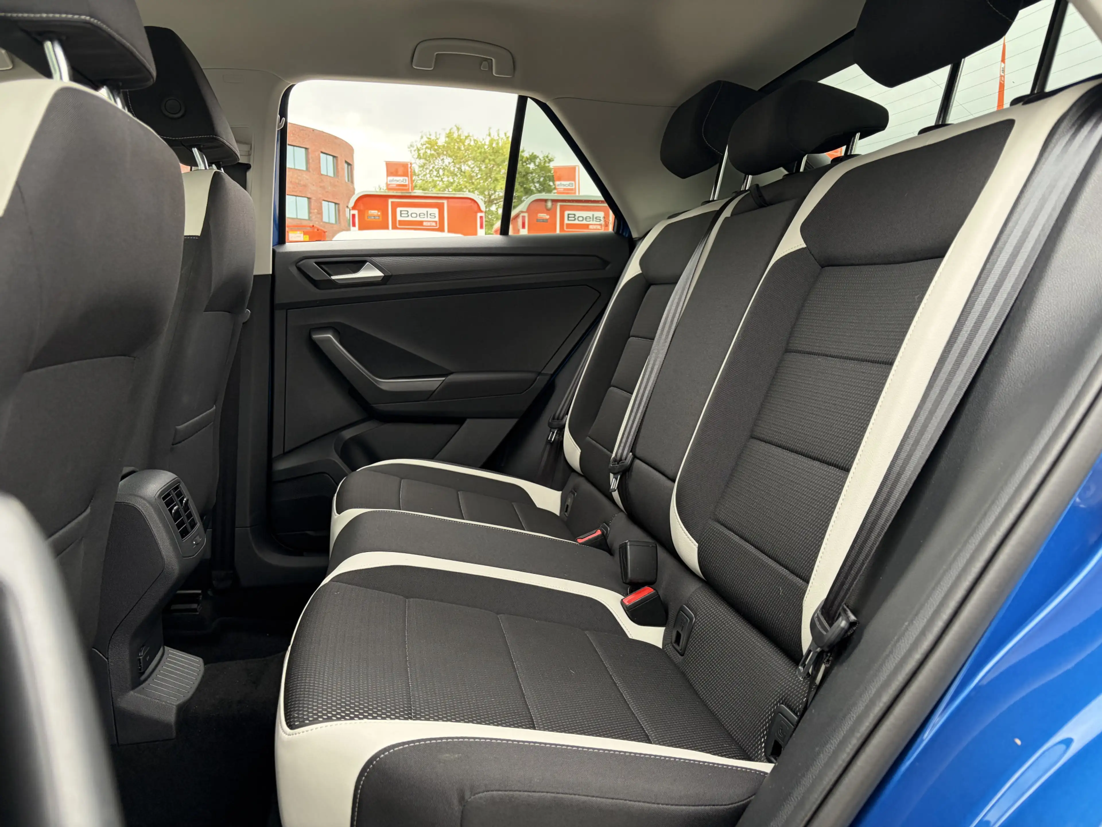 Volkswagen T-Roc 1.5 TSI Sport | AUTOMAAT | Camera | Virtual | Rijk — photo 12