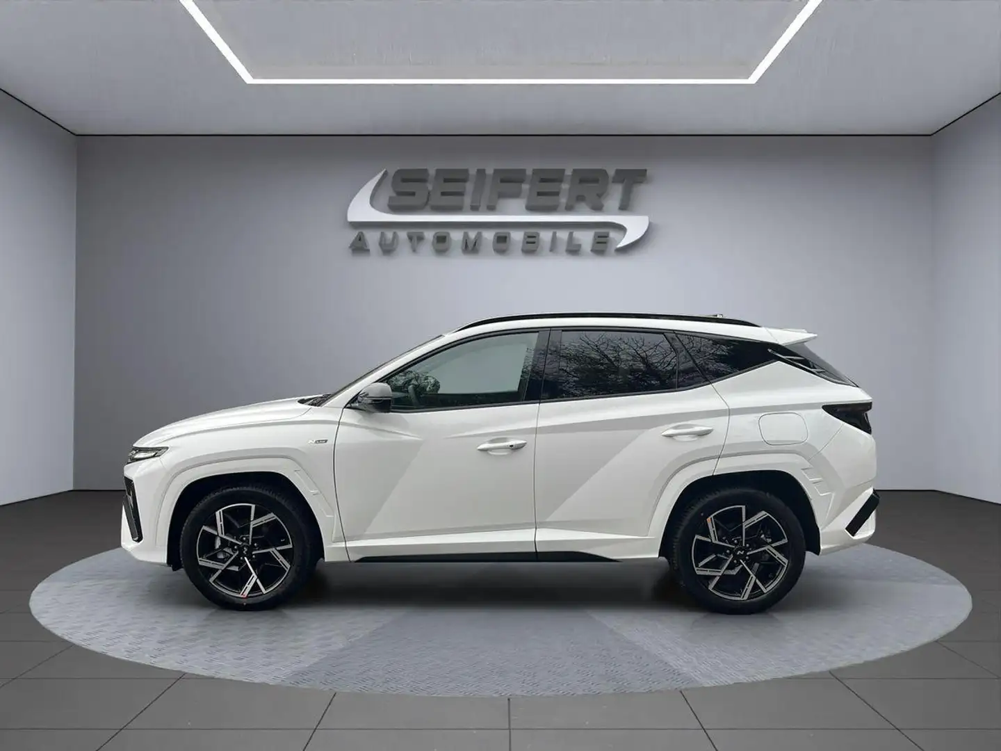 Hyundai TUCSON MY26 I DCT I 4WD I N-LINE I MATRIX-LED I NAVI I RF Weiß - 2