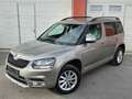 Skoda Yeti Yeti Active 2,0 TDI 4x4 Active Gris - thumbnail 1
