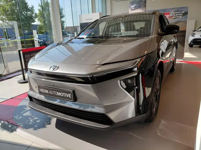 Toyota bZ4X Sedan
