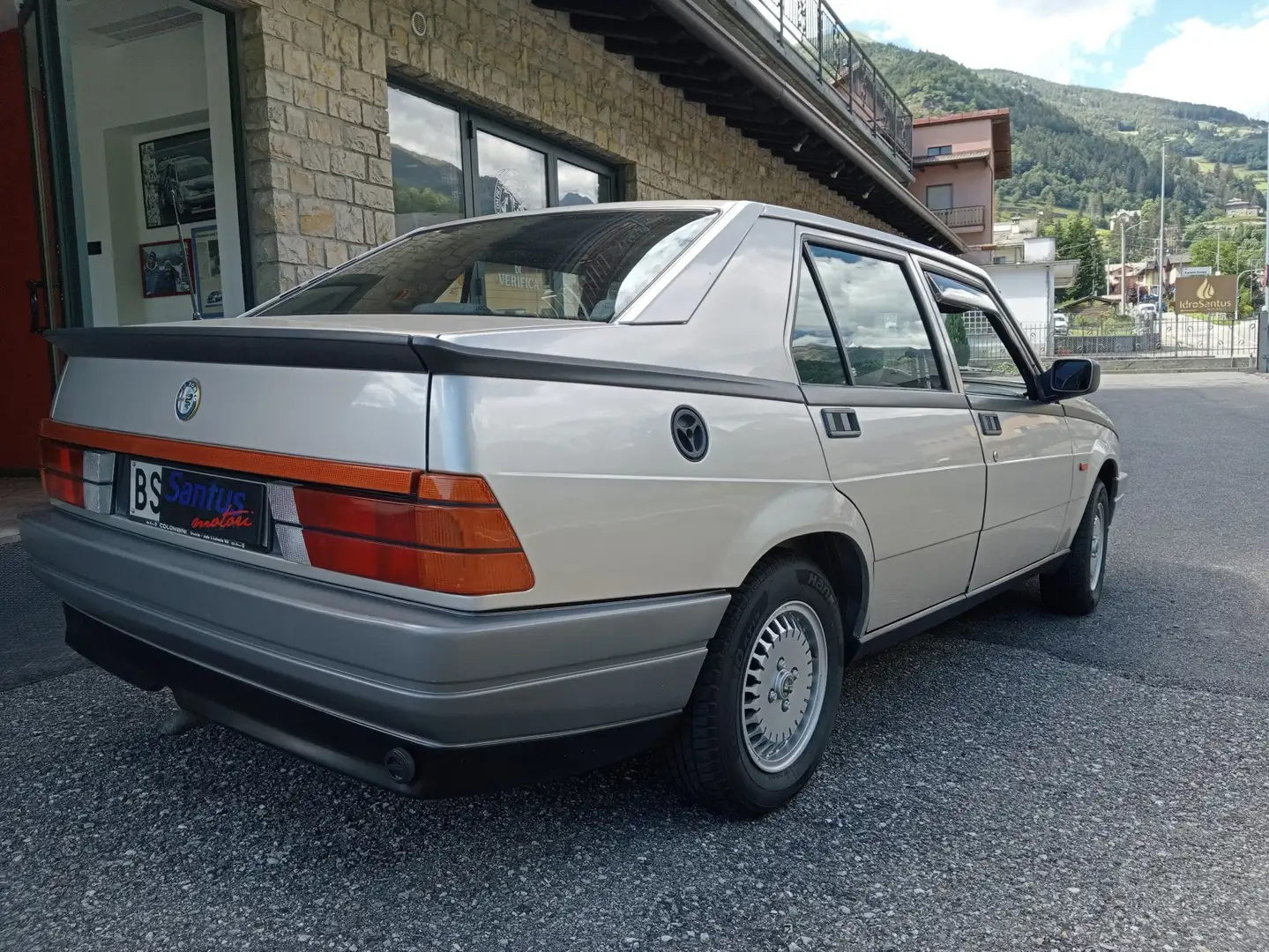 Alfa Romeo 75 1.6 Bronz - 2