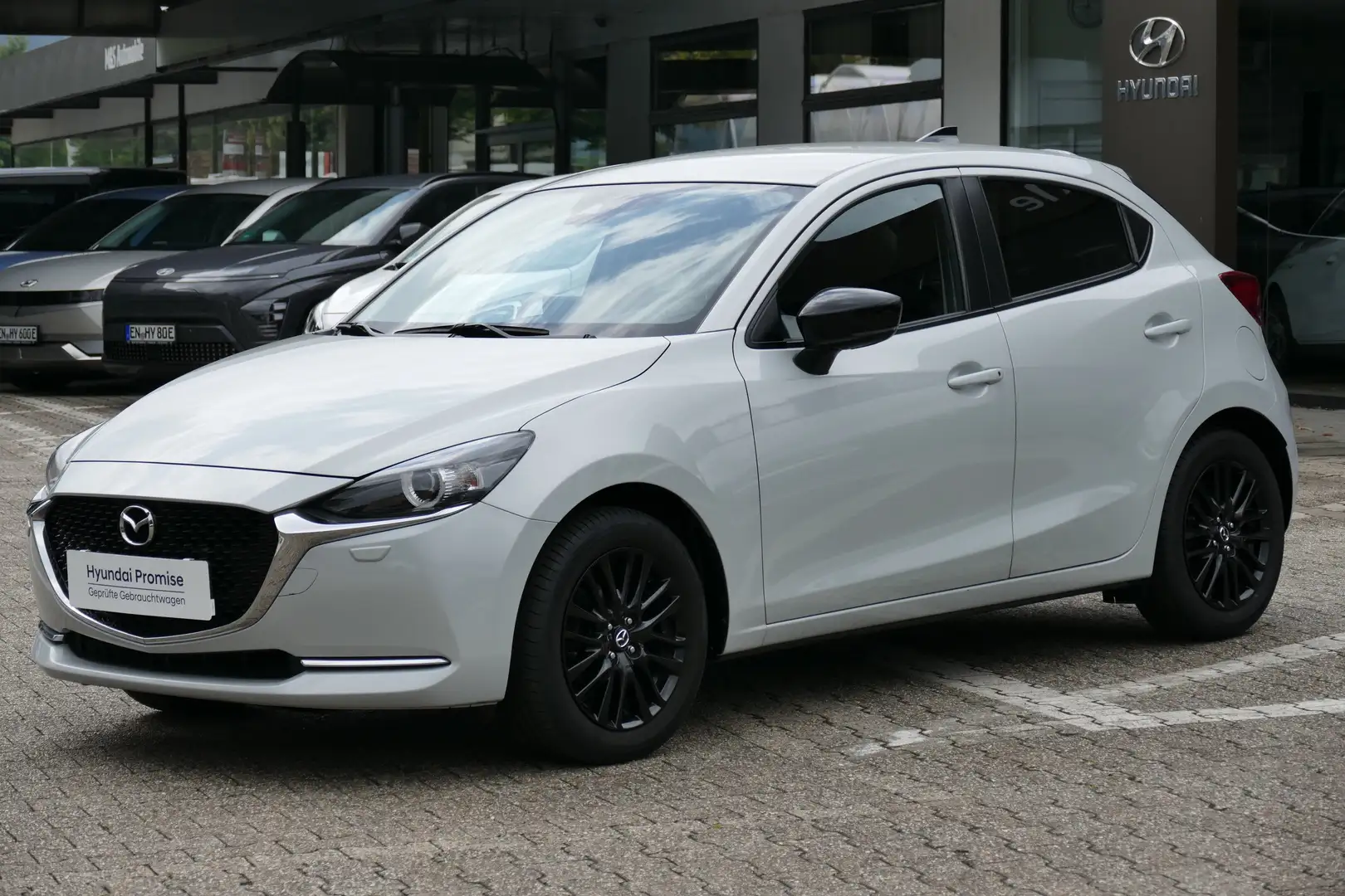 Mazda 2 Homura Grau - 1