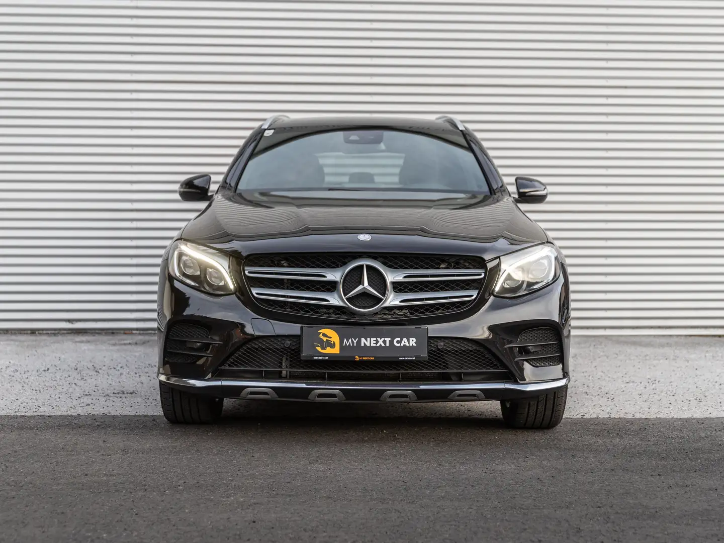 Mercedes-Benz GLC 250 GLC 250 4Matic | AMG | PANO | NAVI Schwarz - 2