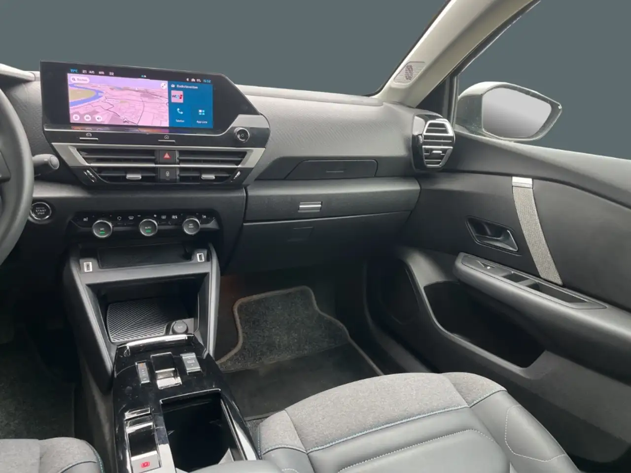 Citroen C4 Shine LED Kamera Navi Keyless CarPlay Android Auto 15