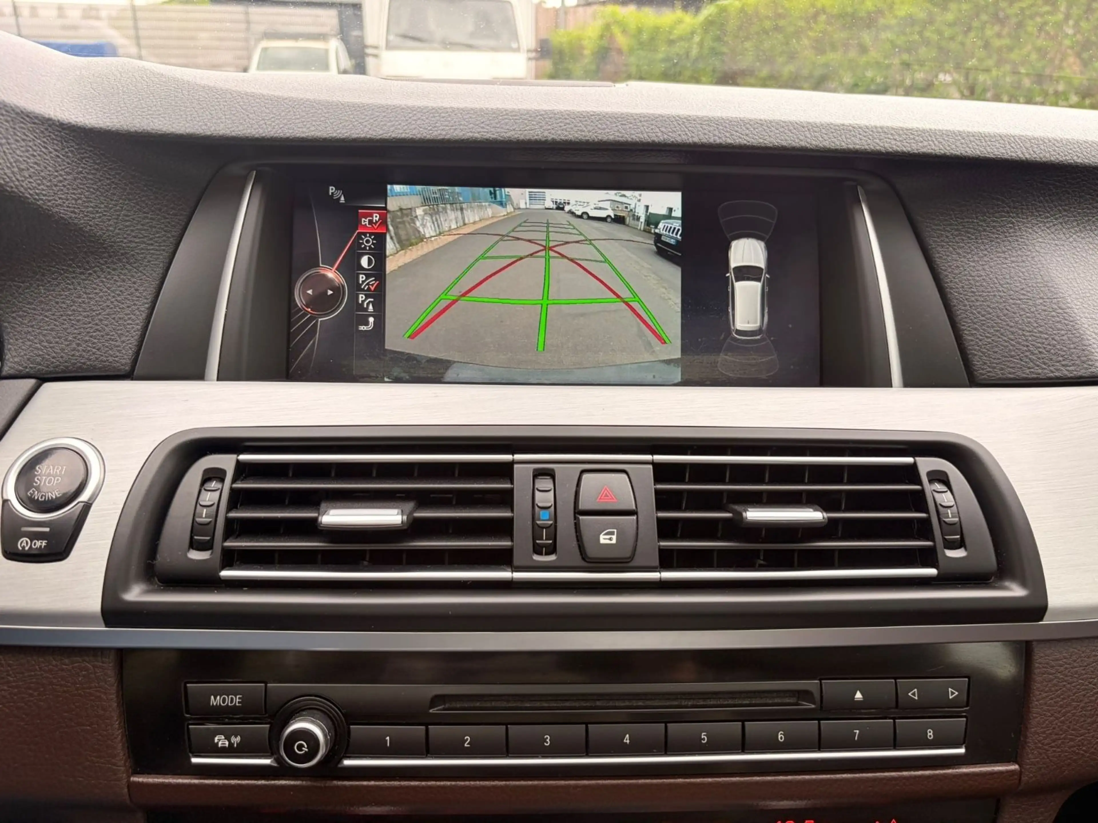 BMW 530 d xDrive Touring  Automatik / Navi/Pano/EU6 — photo 16