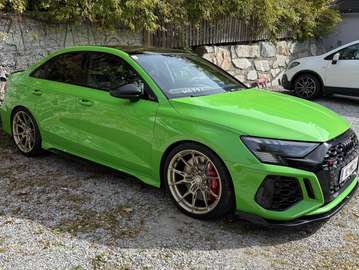RS3 TFSI quattro S-tronic