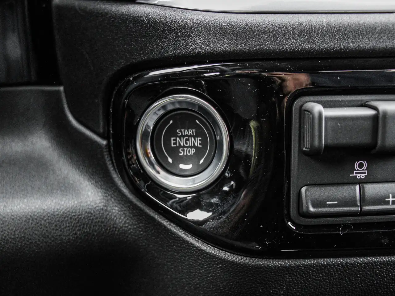GMC Sierra 2500HD снимка GMC Sierra 2500HD