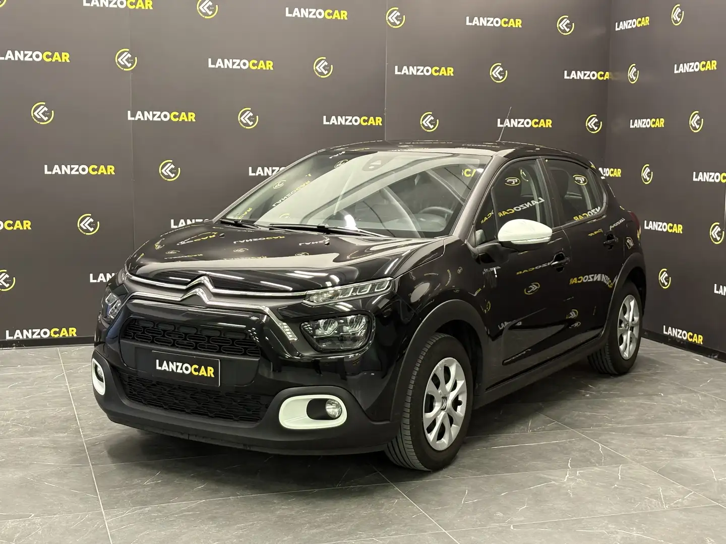 Citroen C3 1.2 YOU*PURETECH*DIVERSE COLORAZIONI* Zwart - 1