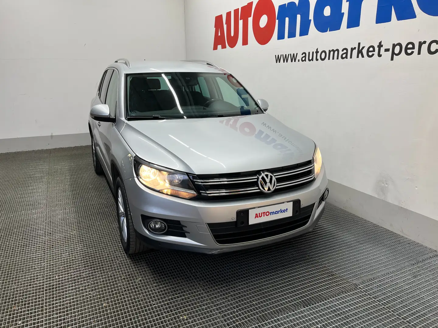 Volkswagen Tiguan 2.0 tdi  Sport&Style 4Motion DSG Argento - 2