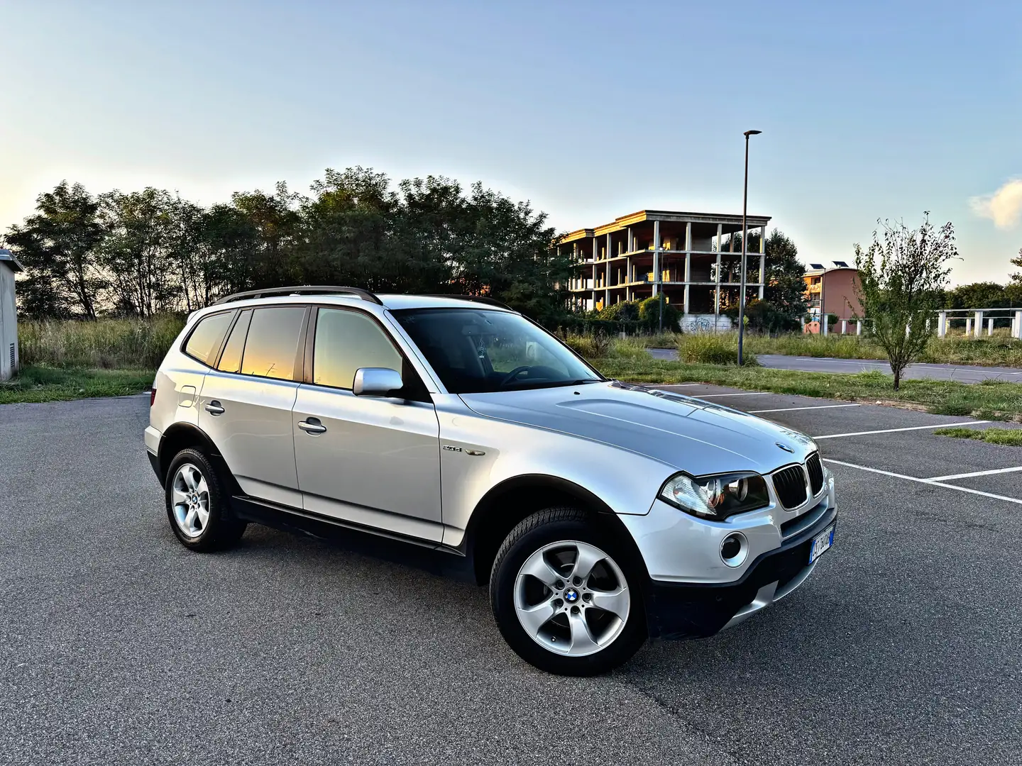 BMW X3 X3 E83 xdrive20d (2.0d) Futura 177cv Argento - 1