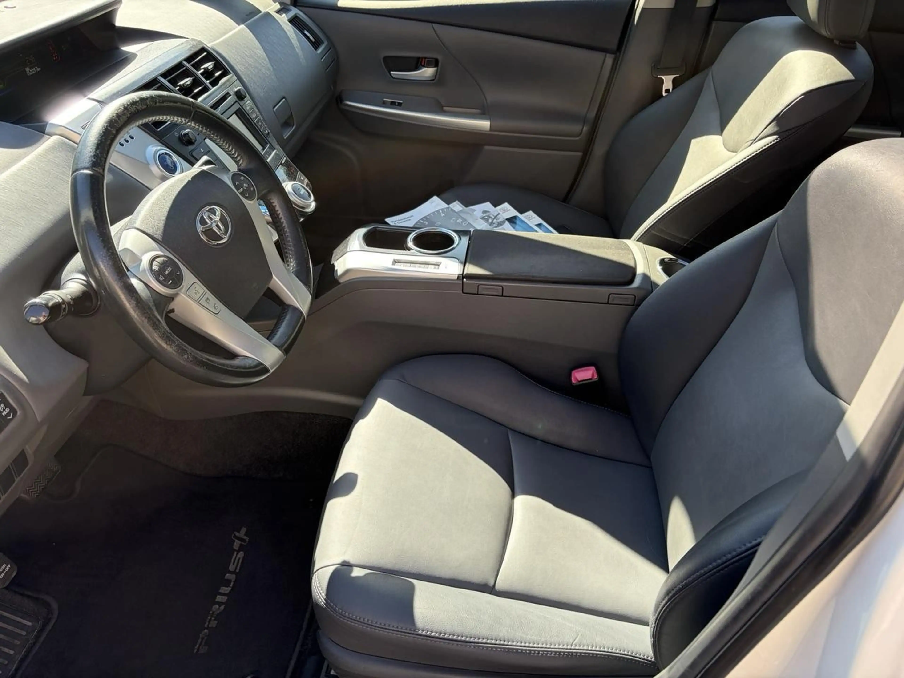 Toyota Prius+ PRIUS WAGON 1.8 Hybrid Aspiration 7-zits + 12 MND — photo 13