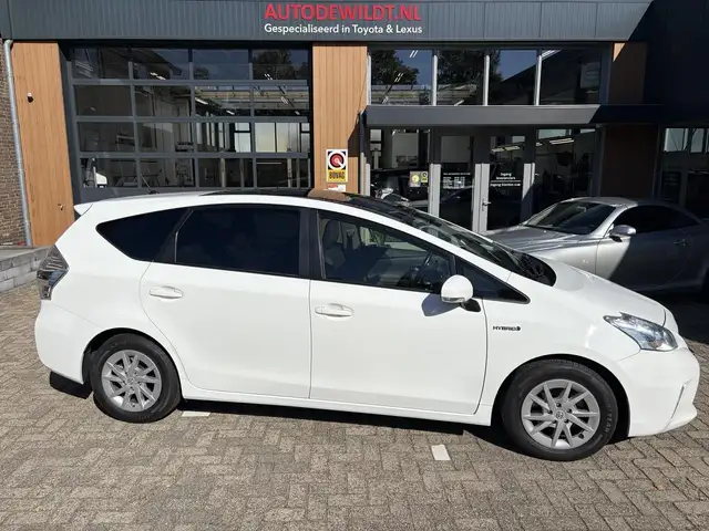 Toyota Prius+