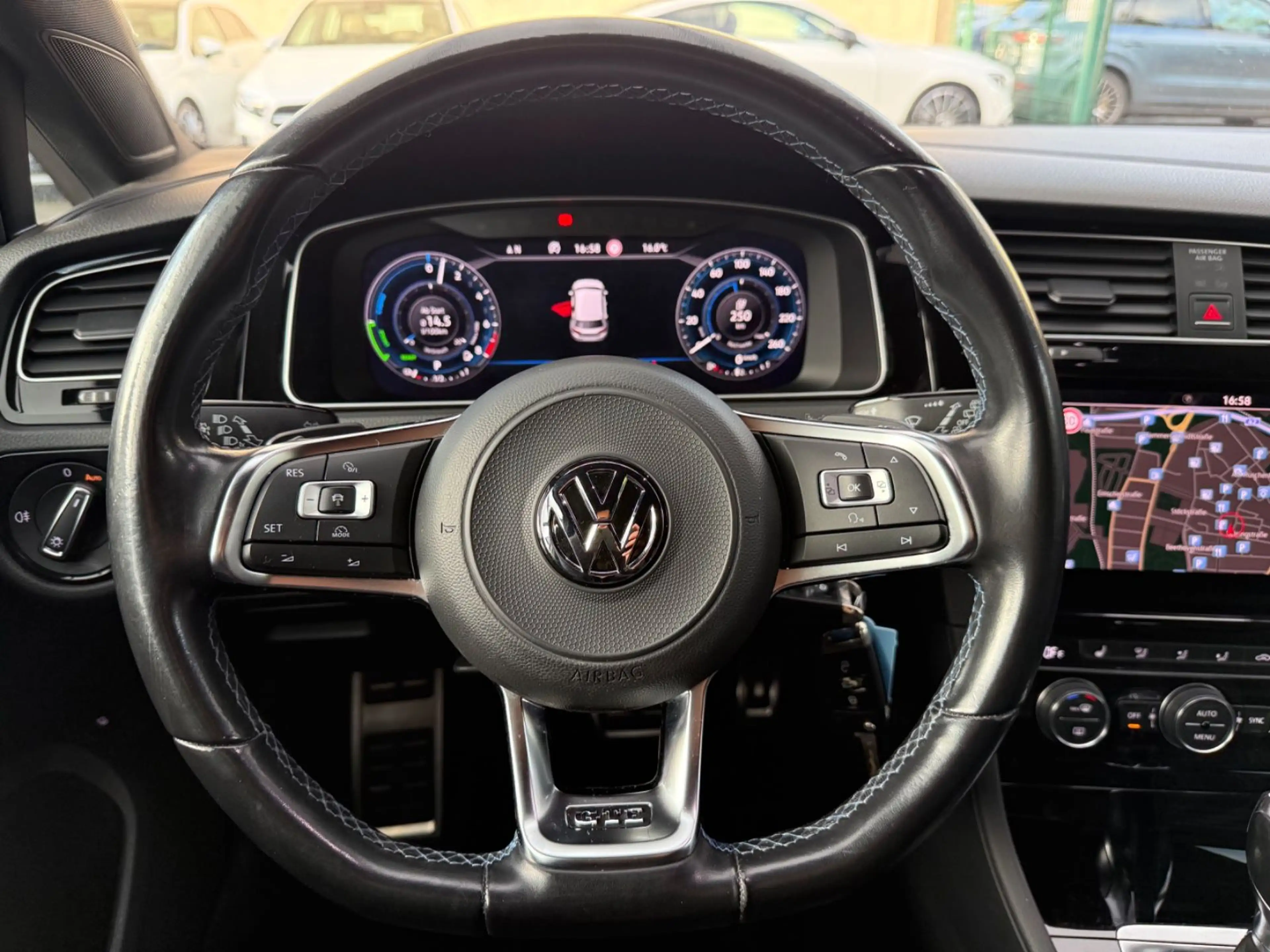 Volkswagen Golf VII Lim. GTE *1.HD*ACC*VIRTUAL*KAMERA*SPUR — photo 15