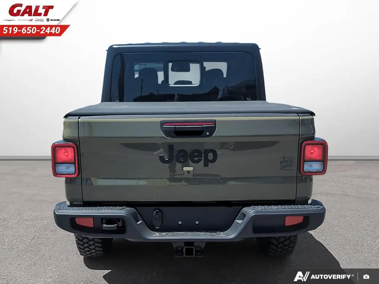 Jeep Gladiator снимка Jeep Gladiator