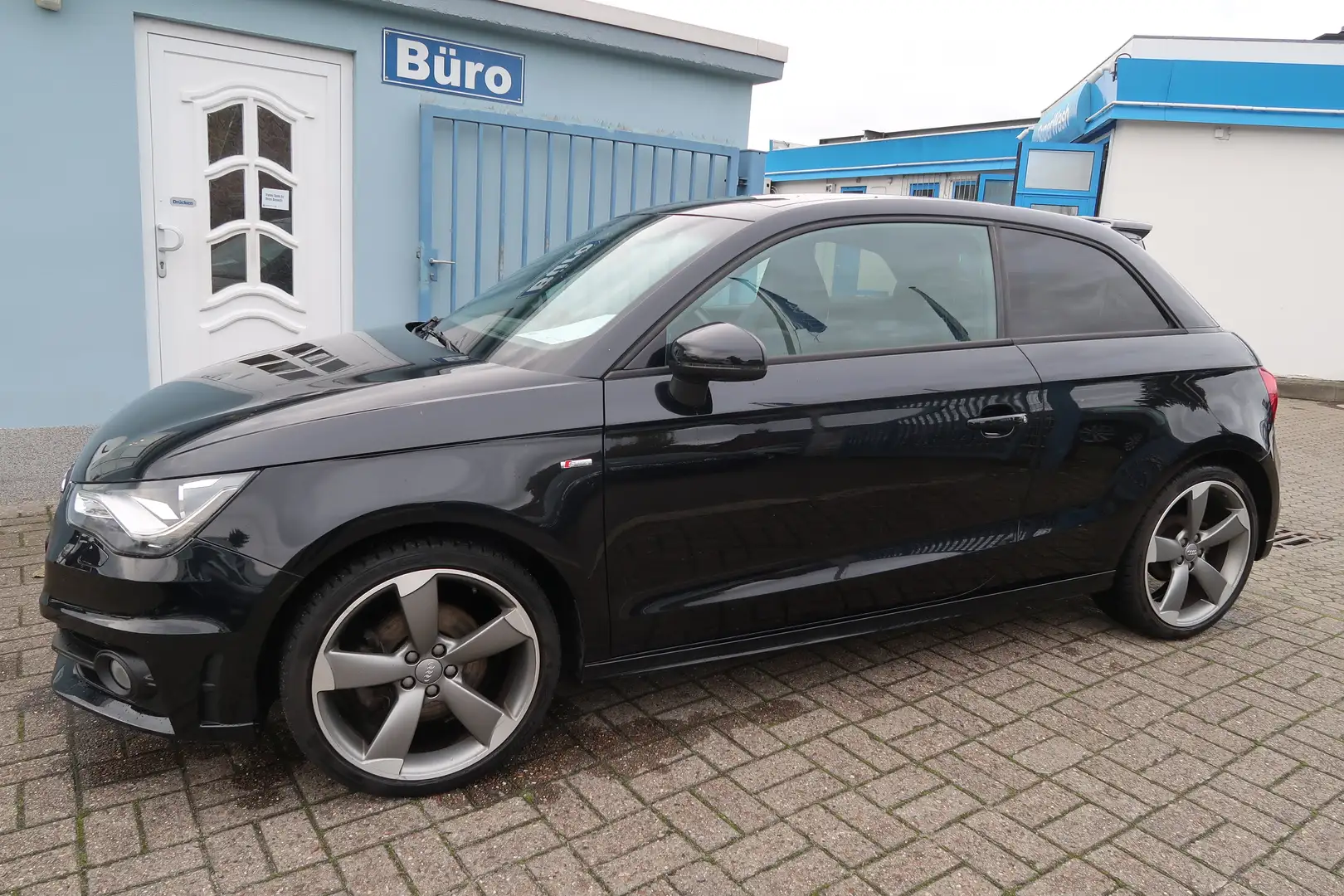 Audi A1 1.4 S line Sport Audi exclusive (motor 10000km) Noir - 1