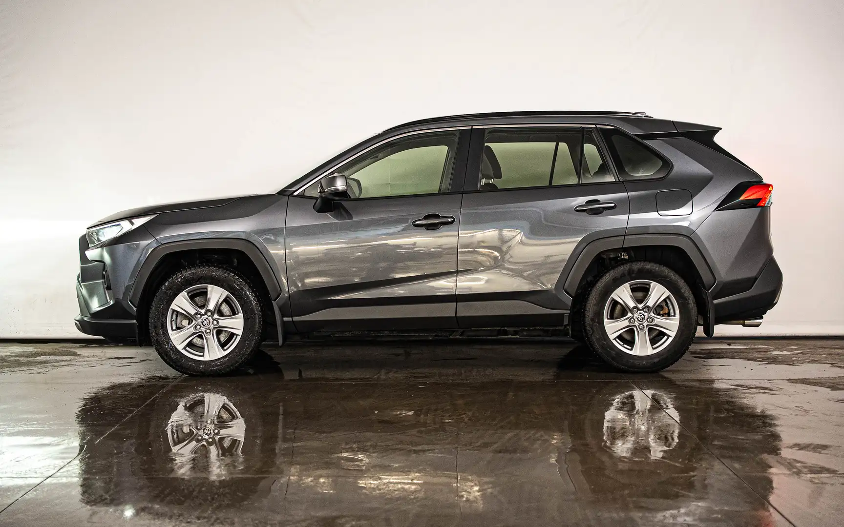 Toyota RAV 4 2.5 Hybride 218ch Dynamic Grau - 2