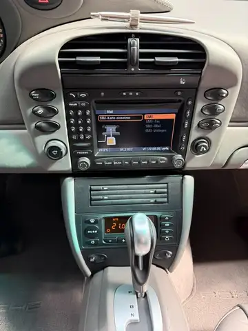 Porsche 911 view 14