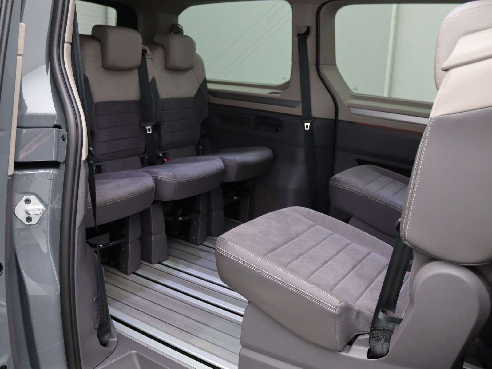 Volkswagen T7