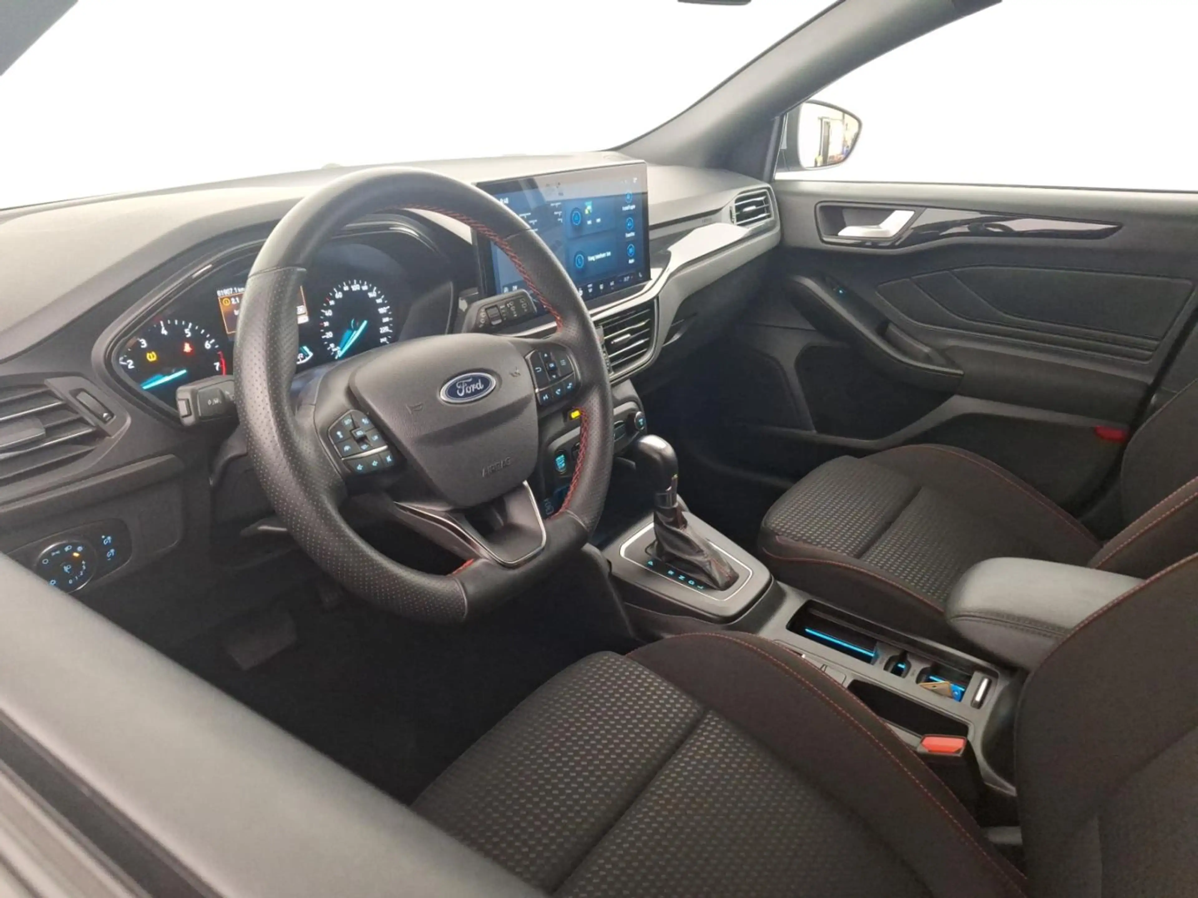 Ford Focus ST-LINE BREAK AUTOMAAT *CARPLAY*CAMERA+SENSOREN*ZE — photo 7
