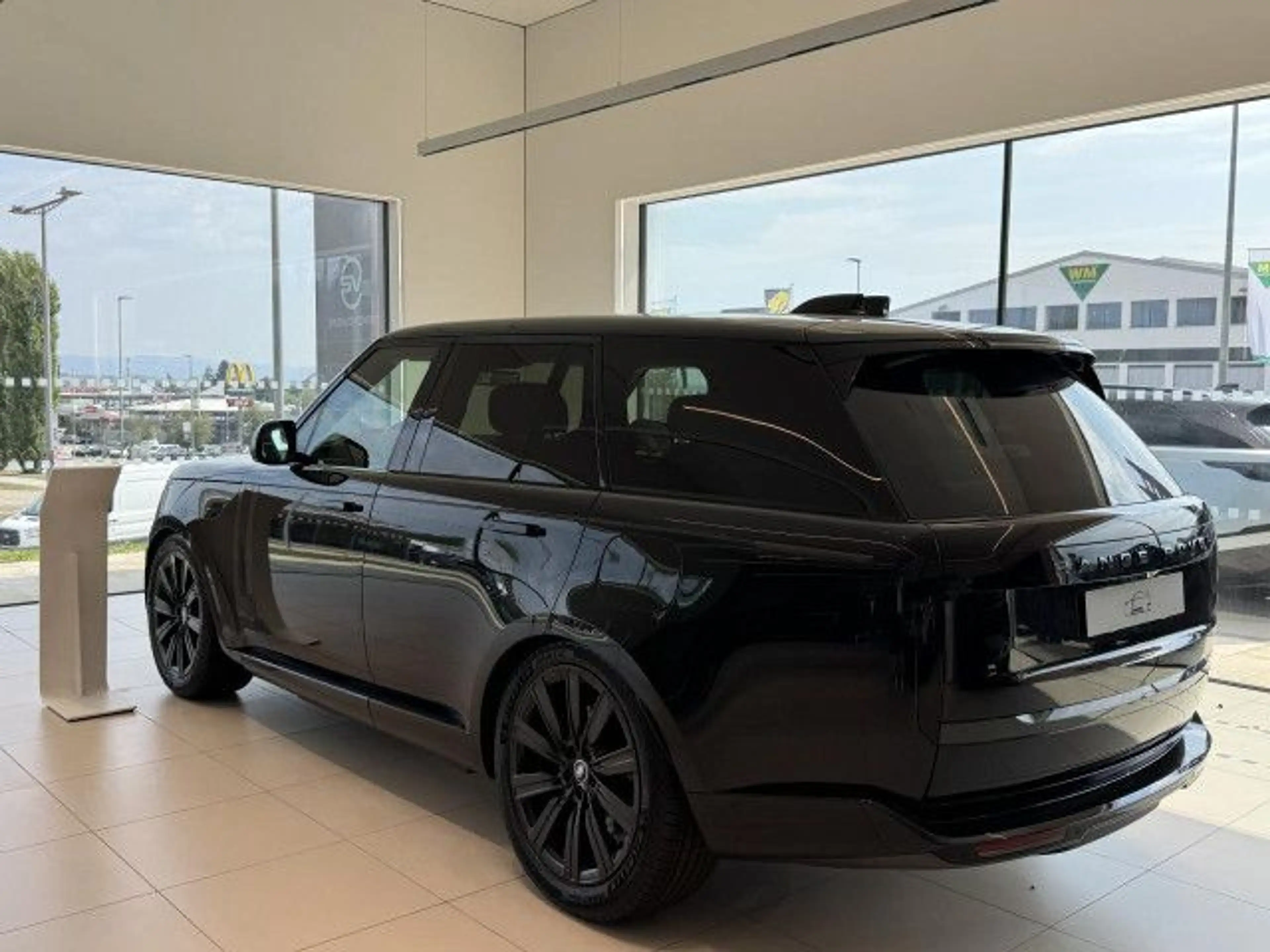 Land Rover Range Rover P550e Hybrid Autobio Kühlbox AHK 22" — photo 3