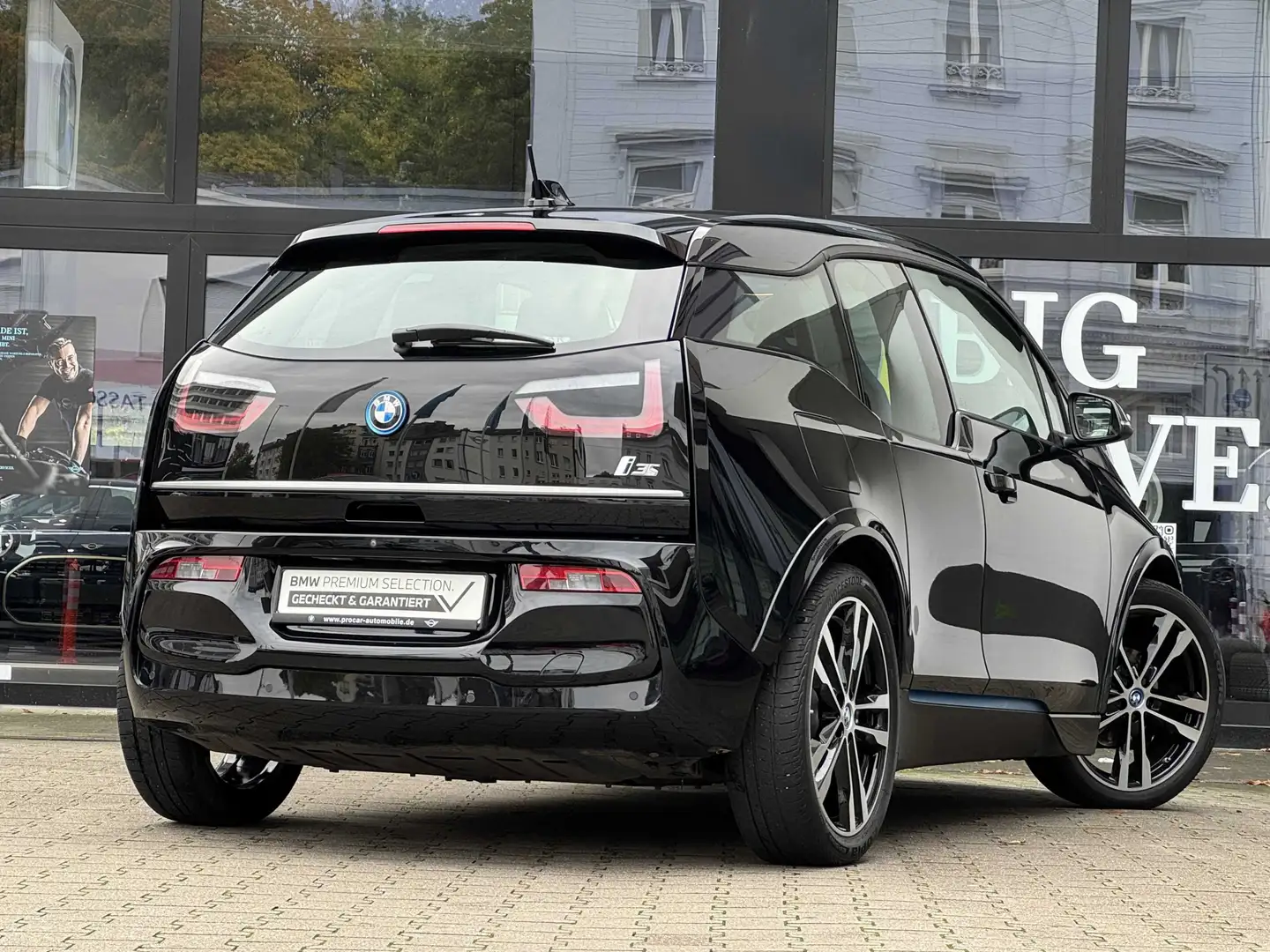 BMW i3 s 120Ah LED Navi RFK Tempomat 20"LM Schwarz - 2