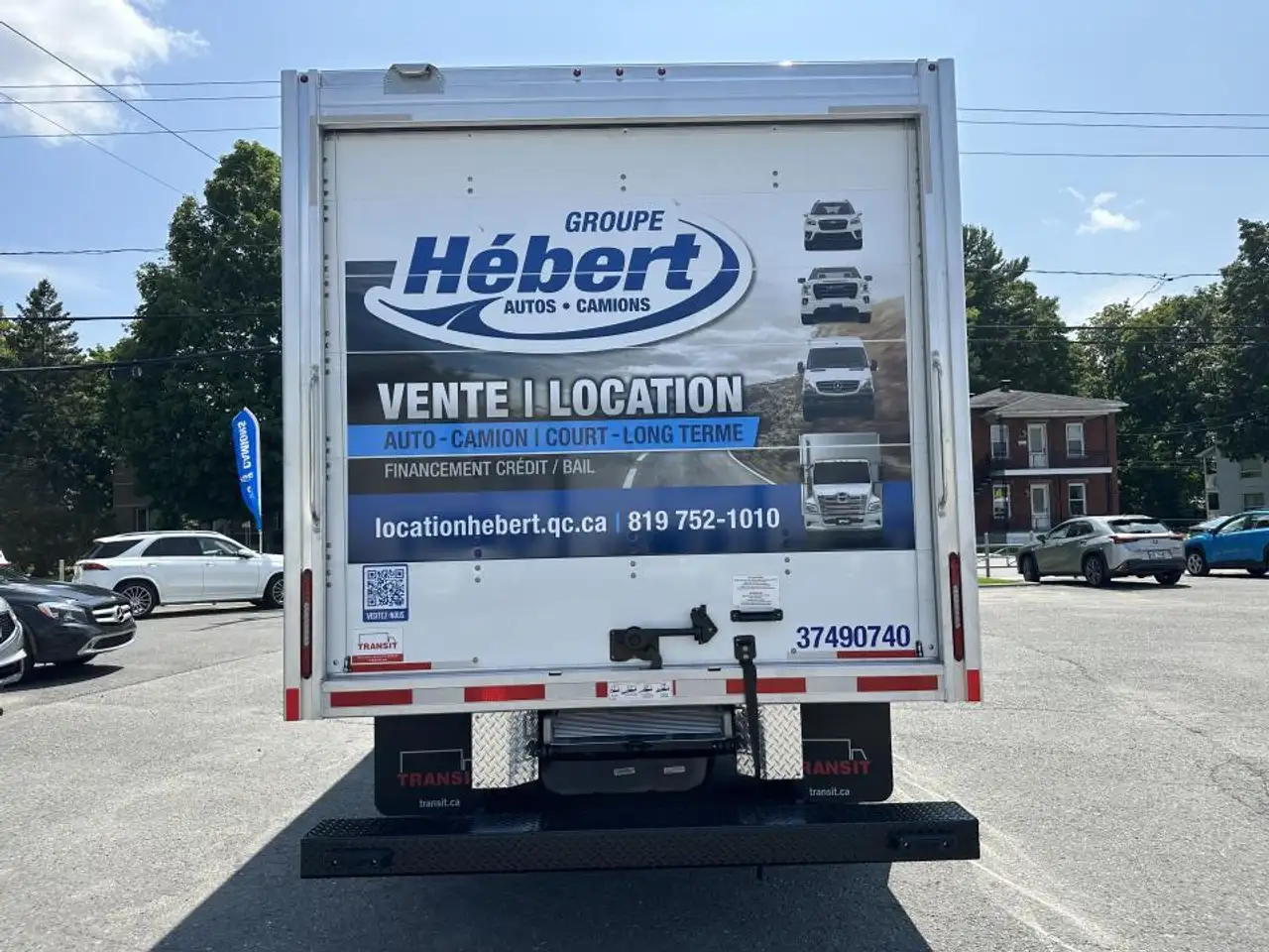 Ford E-450 photo Ford E-450