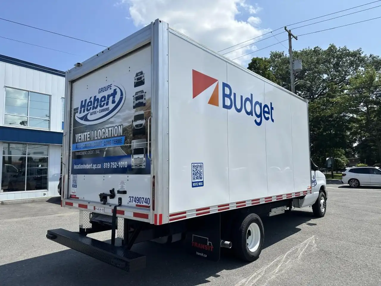 Ford E-450 photo Ford E-450
