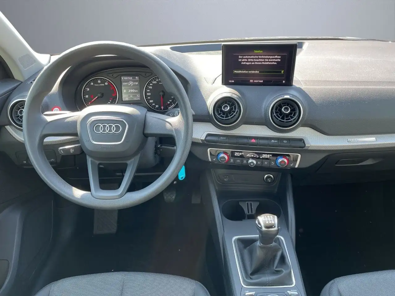 Audi Q2 30 TFSI Climatronic SH LM LED 5