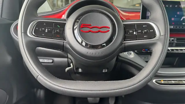 Fiat 500 view 12