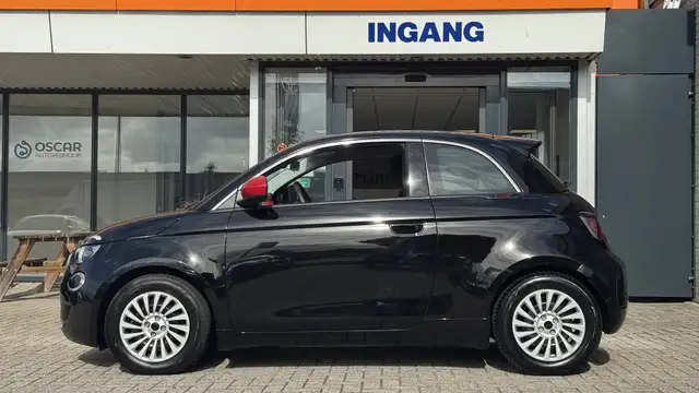 Fiat 500 view 2