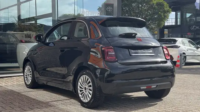 Fiat 500 view 6