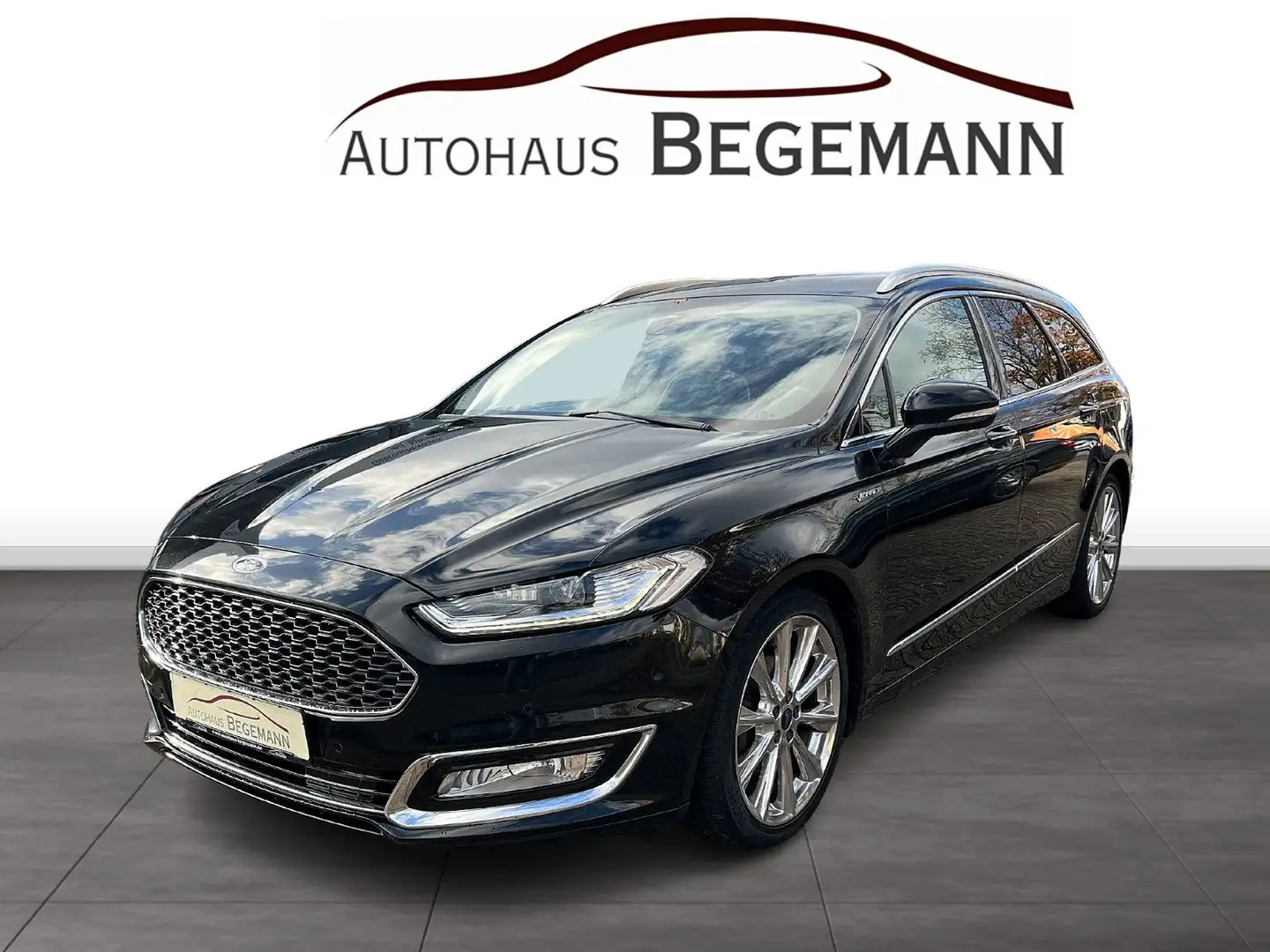Ford Mondeo Turnier Vignale AHK 19" DAB St-Hzg Noir - 1
