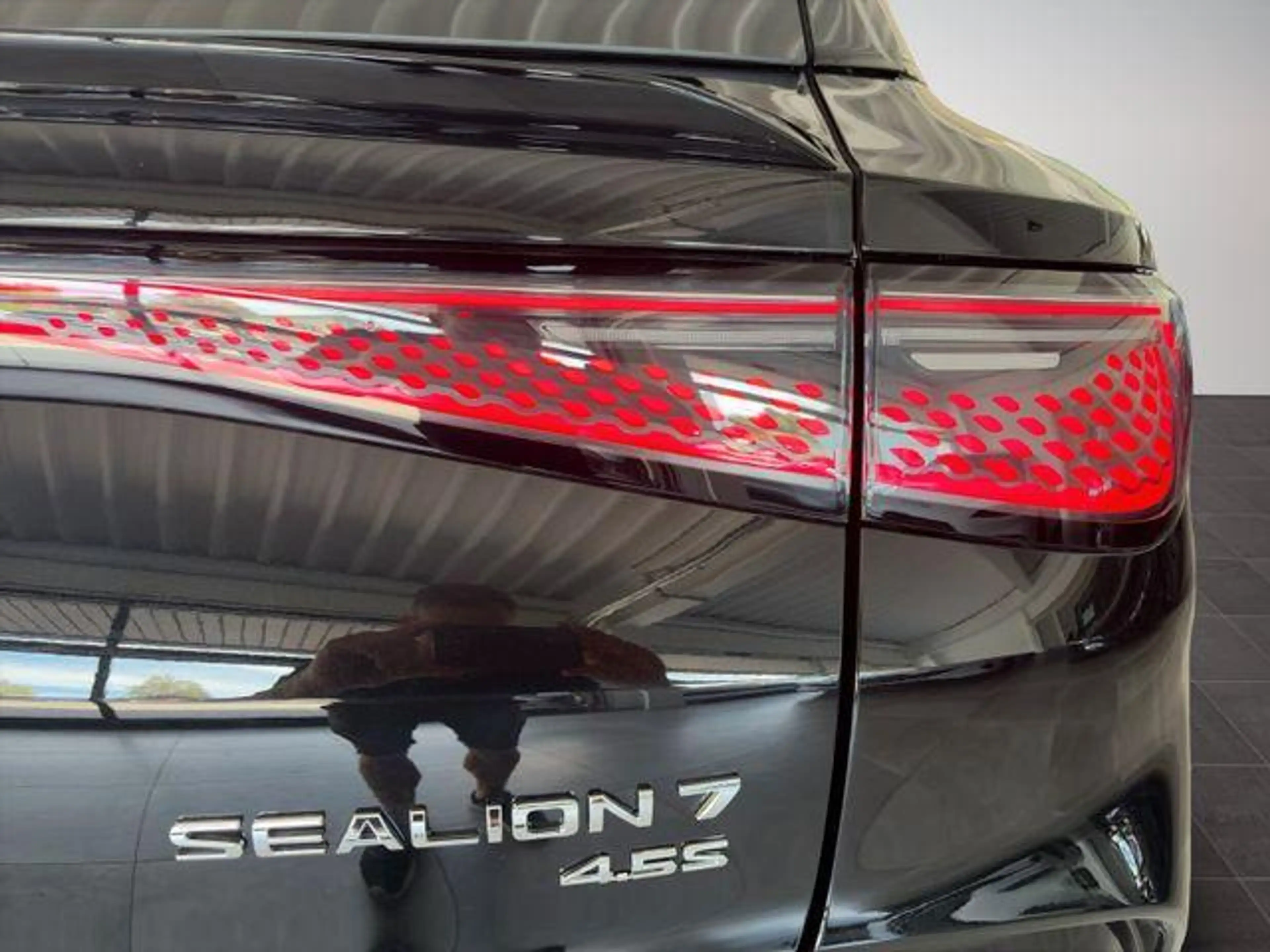 BYD Sealion 7 Design AWD /360°/HUD/SHZ/PANO-DA/ 390 kW (530 P... — photo 13