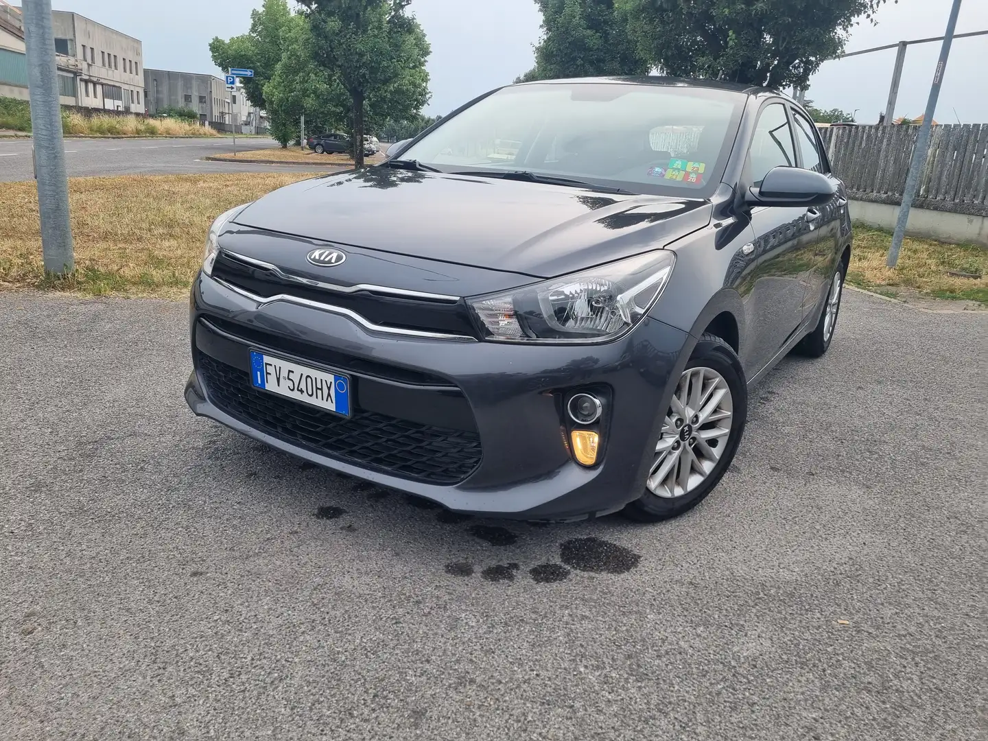 Kia Rio Rio 1.2 mpi Evolution Cool Pack 84cv my18 Nero - 2