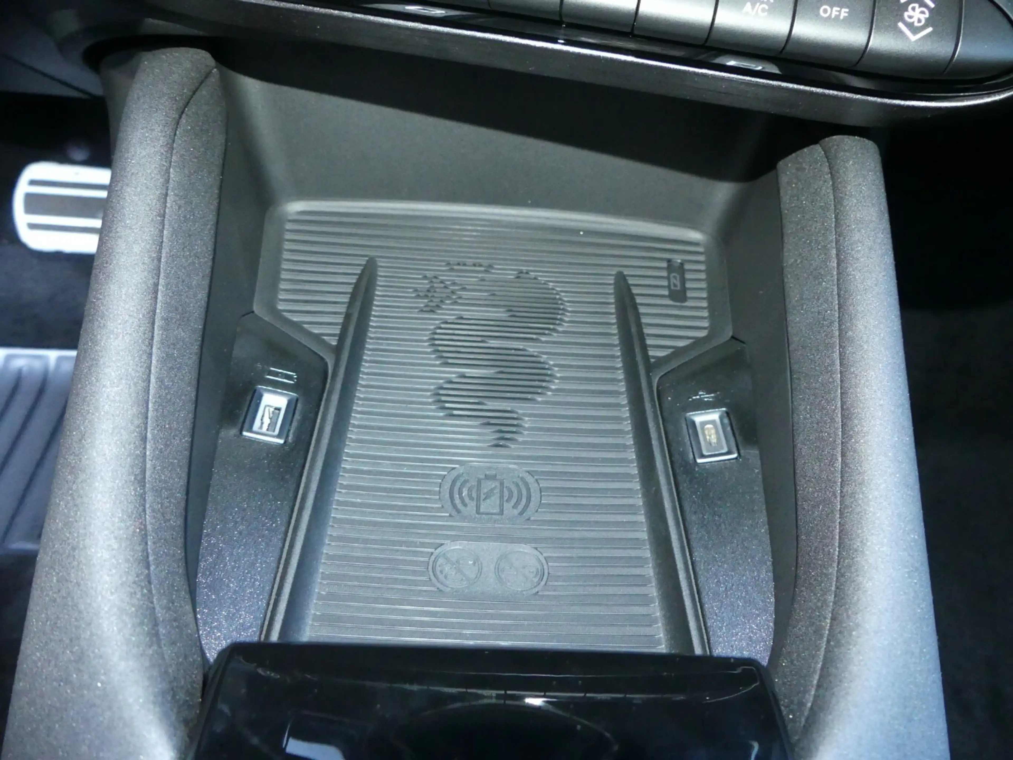 Alfa Romeo Junior Ibrida Ti 1.2 VGT — photo 10