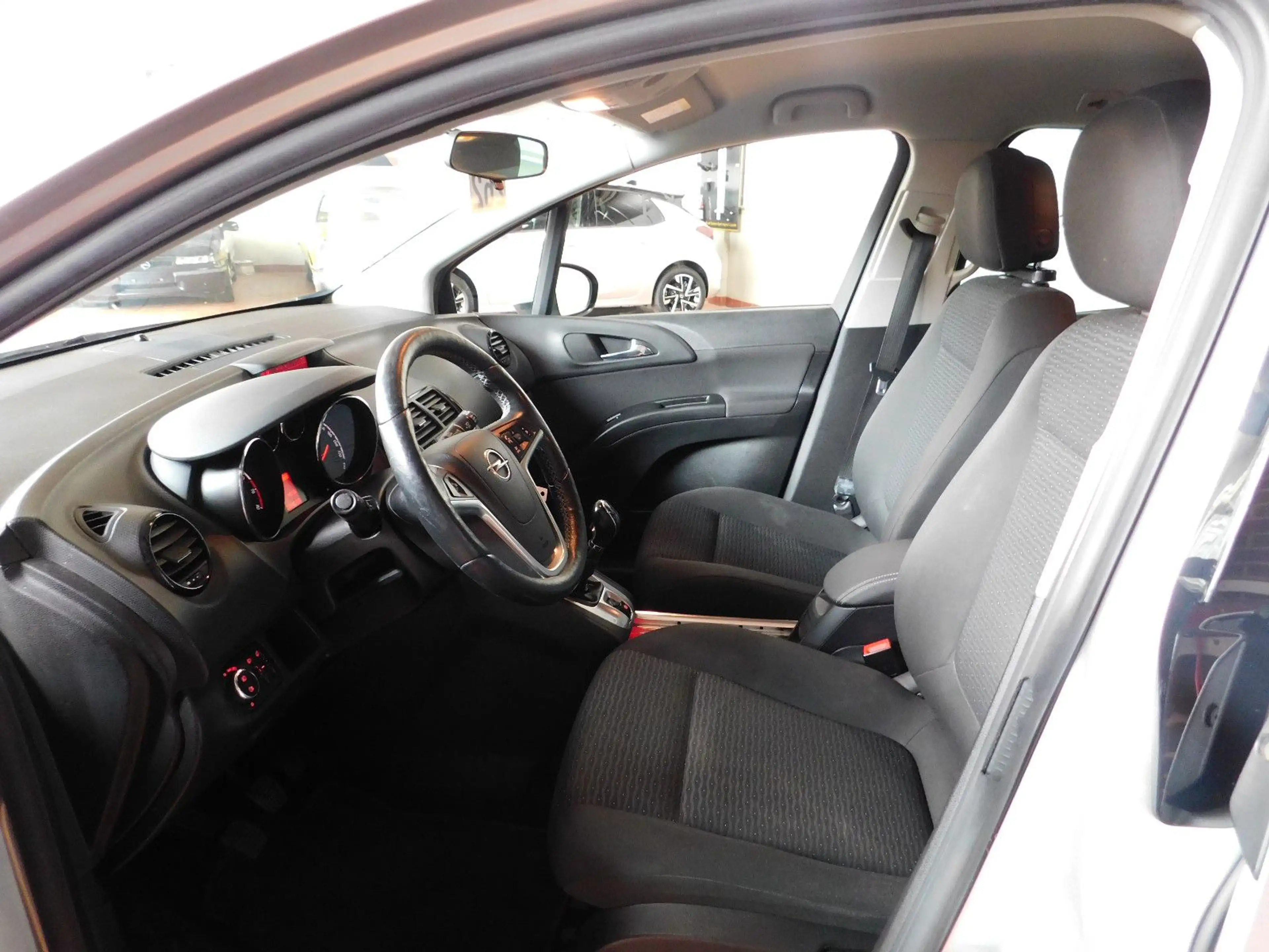 Opel Meriva B Drive-Winter P./PDC vo. u. hi. — photo 7