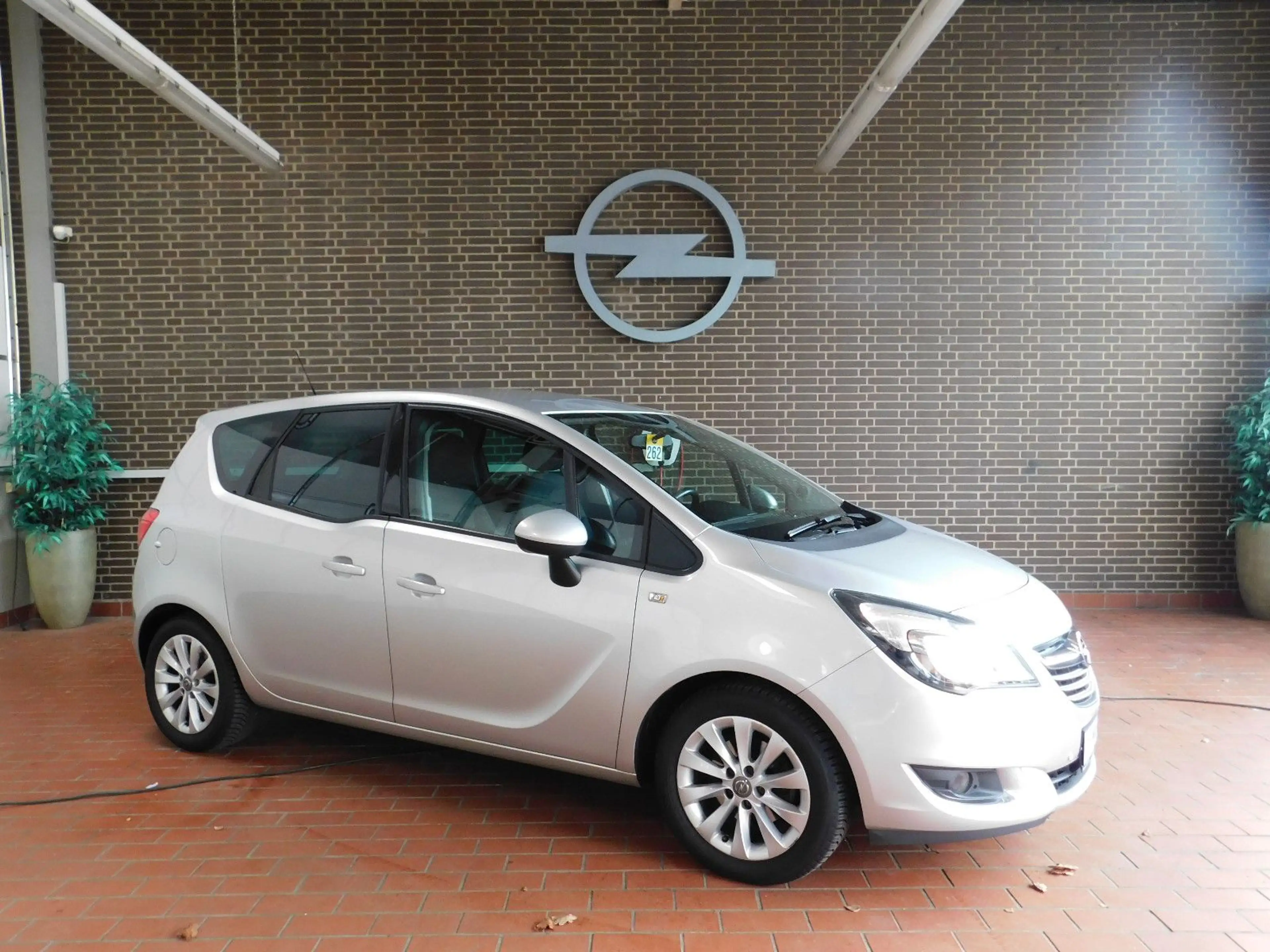 Opel Meriva B Drive-Winter P./PDC vo. u. hi.